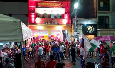 Candeias: Marivalda inaugura comitê
